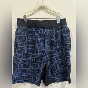 Lululemon Athletica Black and Blue Patterned Athletic Shorts